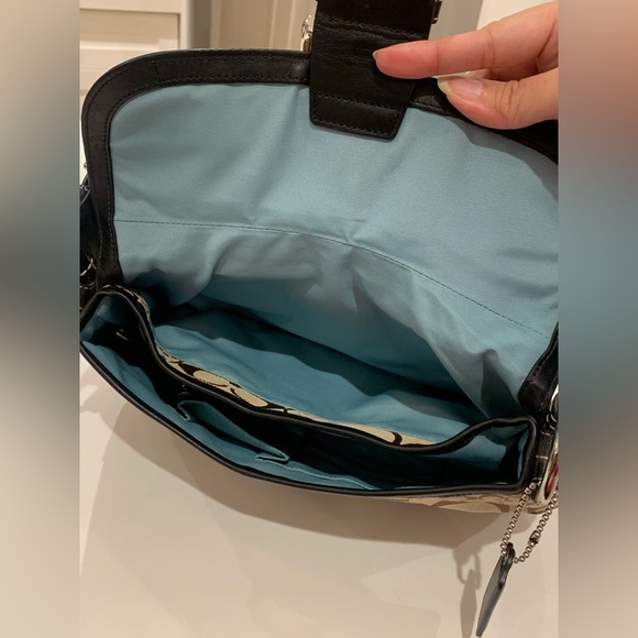 ✨New Y2K Coach Brown and Black Signature Patchwork Soho Shoulder Bag ✨ - Picture 14 of 17